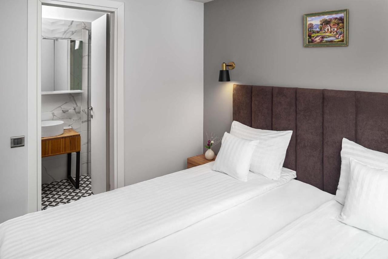 Labirint Boutique Hotel Bukarest Exteriör bild